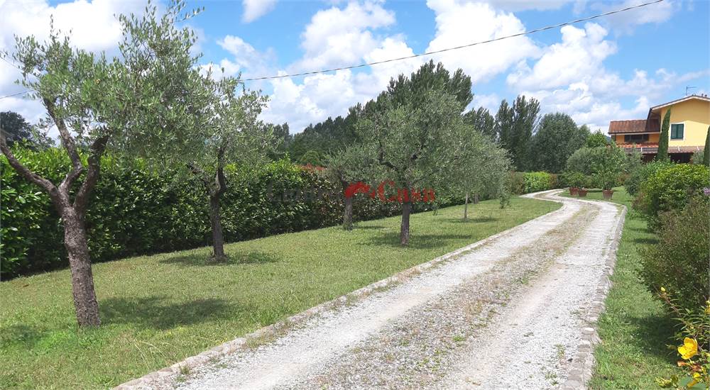 Vialetto di ingresso