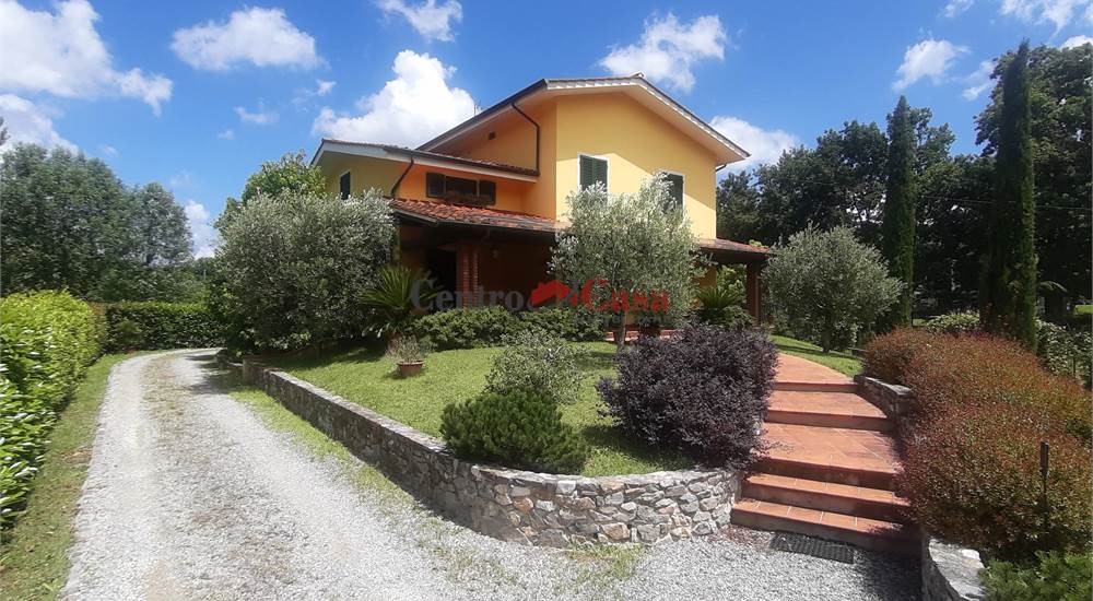 Esterno