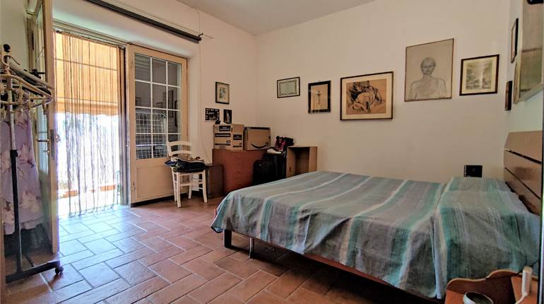 Appartamento piano terra con resede privata