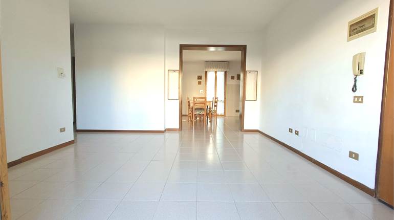Appartamento con 3 camere, riscaldamento a pavimento