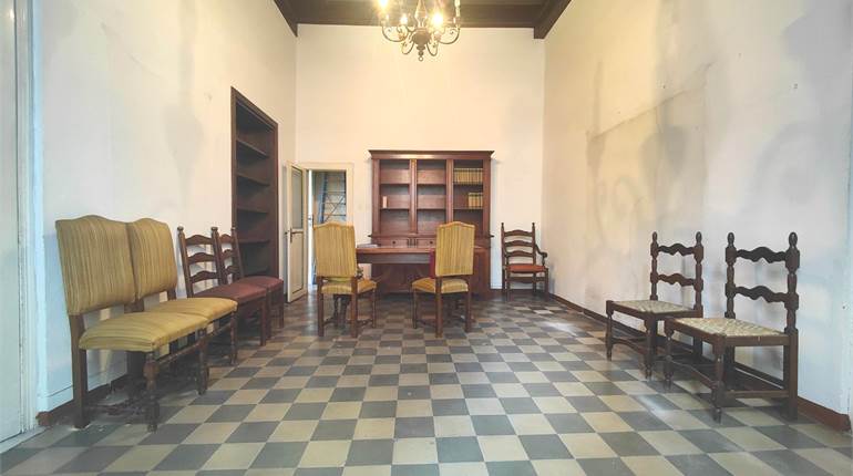 Ufficio di pregio in Palazzo d'Epoca, 92 mq., Piano Primo