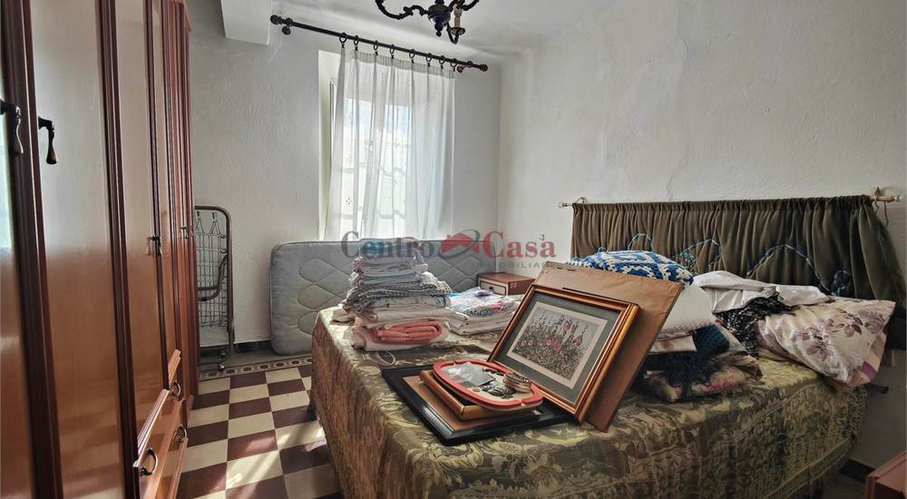 Camera 2 piano primo