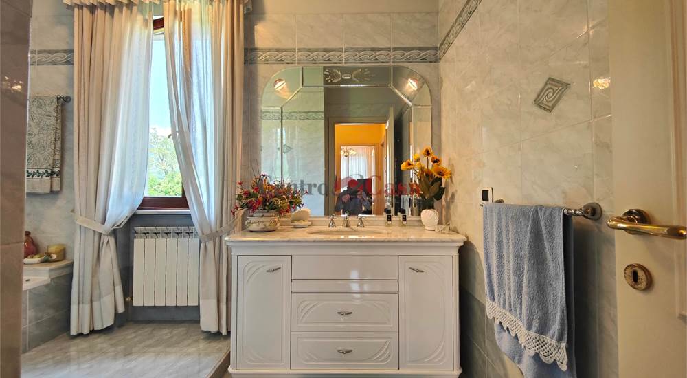 Bagno piano primo